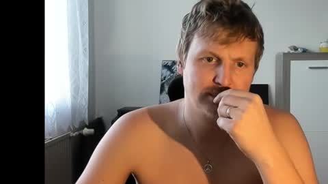 Bob online show from 10-30-25, 01:01