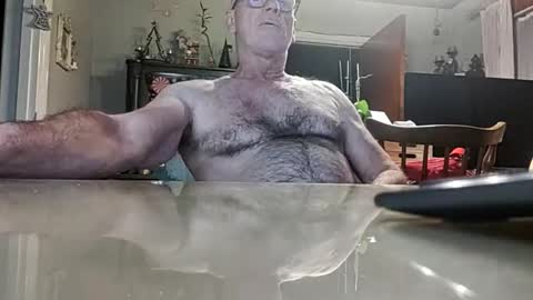 Snapshot of robke1966 chatting on 12-22-25, 07:16 robke1966 online show from 12-22-25, 07:16