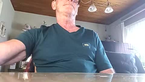 Snapshot of robke1966 chatting on 02-20-26, 07:54 robke1966 online show from 02-20-26, 07:54