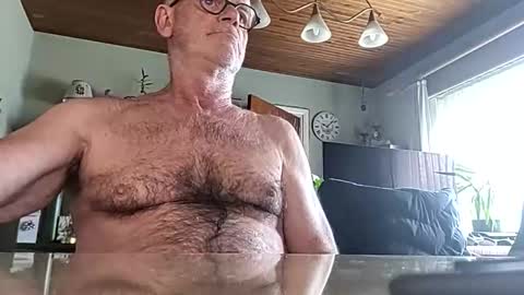 Snapshot of robke1966 chatting on 02-21-26, 08:04 robke1966 online show from 02-21-26, 08:04