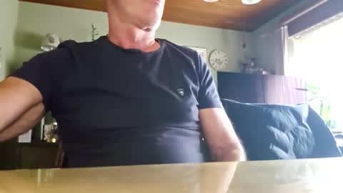 Snapshot of robke1966 chatting on 02-23-26, 07:39 robke1966 online show from 02-23-26, 07:39