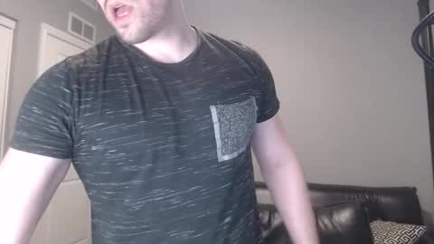 Snapshot of robknocks chatting on 02-18-26, 01:01 Rob Knocks online show from 02-18-26, 01:01