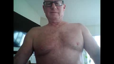 Snapshot of robo0000 chatting on 03-25-26, 04:24 robo0000 online show from 03-25-26, 04:24