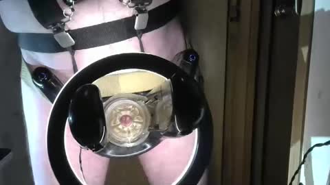 Robodickmilker online show from 01-18-25, 12:35