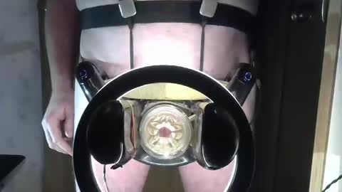 Robodickmilker online show from 02-06-25, 11:37