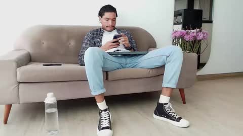 roby_millerr online show from 11-18-25, 07:29