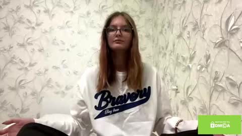 Snapshot of robynsentinella chatting on 11-24-25, 07:30 robynsentinella online show from 11-24-25, 07:30