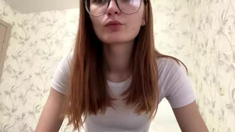 Snapshot of robynsentinella chatting on 12-01-25, 07:35 robynsentinella online show from 12-01-25, 07:35