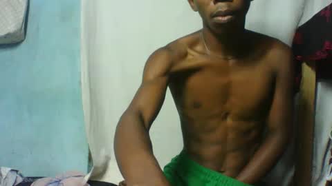 rocardo1510 online show from 02-25-25, 01:41