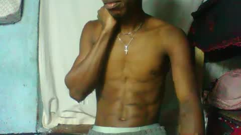 rocardo1510 online show from 03-10-25, 06:56