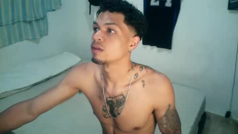 Rocco online show from 10-21-25, 01:06