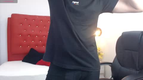 Roccoallegeri online show from 03-19-26, 12:31