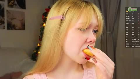 Snapshot of rochelle_dolly chatting on 01-05-26, 05:27 rochelle_dolly online show from 01-05-26, 05:27