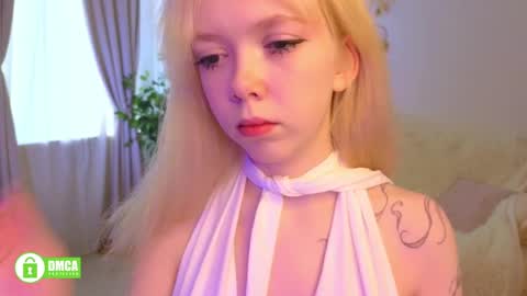 Snapshot of rochelle_dolly chatting on 05-12-26, 03:53 rochelle_dolly online show from 05-12-26, 03:53