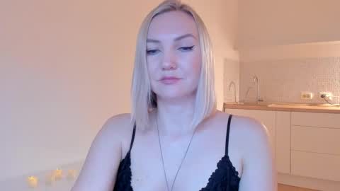 Snapshot of rock__baby chatting on 12-23-24, 09:18 rock__baby online show from 12-23-24, 09:18