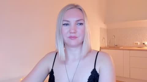 Snapshot of rock__baby chatting on 12-24-24, 09:33 rock__baby online show from 12-24-24, 09:33