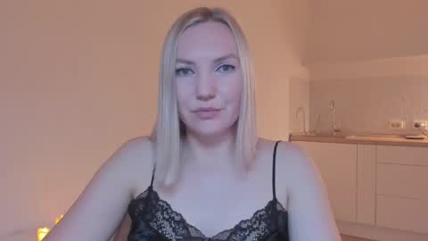 Snapshot of rock__baby chatting on 12-31-24, 09:39 rock__baby online show from 12-31-24, 09:39