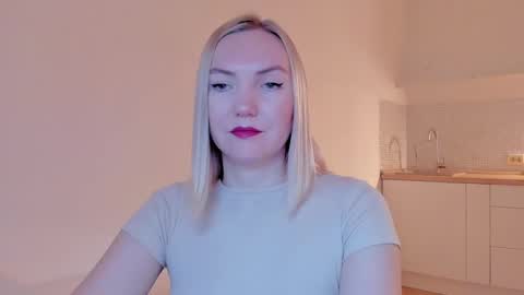 Snapshot of rock__baby chatting on 02-01-25, 11:48 rock__baby online show from 02-01-25, 11:48