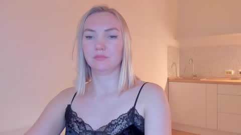 Snapshot of rock__baby chatting on 02-02-25, 09:34 rock__baby online show from 02-02-25, 09:34