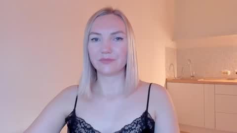 Snapshot of rock__baby chatting on 02-08-25, 09:36 rock__baby online show from 02-08-25, 09:36