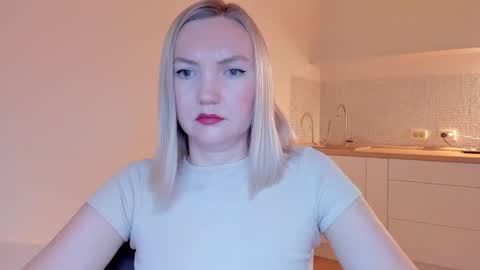 Snapshot of rock__baby chatting on 02-26-25, 04:25 rock__baby online show from 02-26-25, 04:25