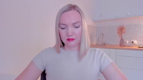 Snapshot of rock__baby chatting on 02-26-25, 07:31 rock__baby online show from 02-26-25, 07:31