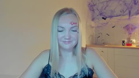 Snapshot of rock__baby chatting on 10-31-25, 09:49 rock__baby online show from 10-31-25, 09:49