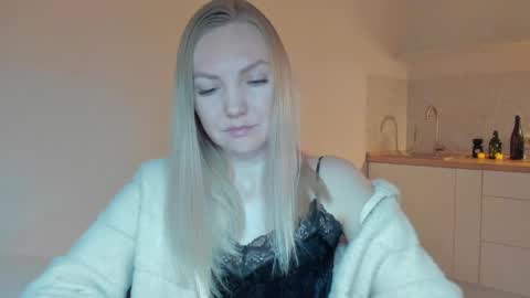 Snapshot of rock__baby chatting on 04-27-26, 09:24 rock__baby online show from 04-27-26, 09:24