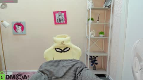 Rockett online show from 10-15-25, 01:06