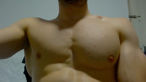 Snapshot of rocky_muscle chatting on 07-12-26, 03:30 rocky muscle online show from 07-12-26, 03:30