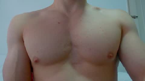 Snapshot of rocky_muscle chatting on 07-15-26, 05:07 rocky muscle online show from 07-15-26, 05:07