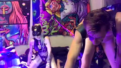 rod77knee online show from 12-26-24, 10:48