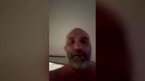 Snapshot of roddyt1127 chatting on 04-05-26, 09:45 roddyt1127 online show from 04-05-26, 09:45