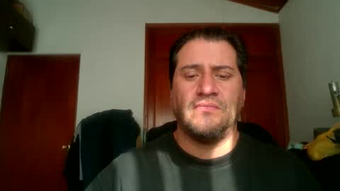 Snapshot of rodfer chatting on 04-13-26, 01:05 Rodfer online show from 04-13-26, 01:05