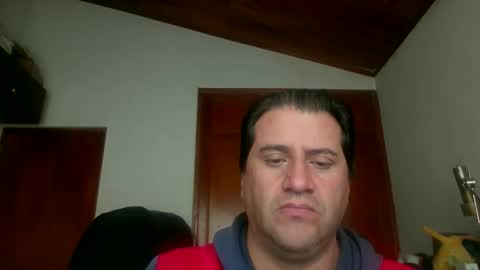 Snapshot of rodfer chatting on 04-16-26, 09:26 Rodfer online show from 04-16-26, 09:26