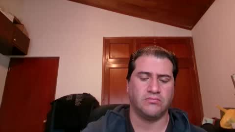Snapshot of rodfer chatting on 04-21-26, 11:05 Rodfer online show from 04-21-26, 11:05