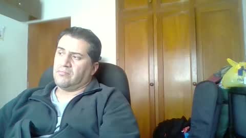 Snapshot of rodfer chatting on 06-03-26, 03:28 Rodfer online show from 06-03-26, 03:28