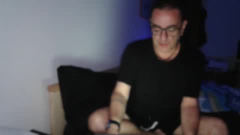 rogerrabbit2023 online show from 09-19-25, 11:27