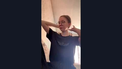 Snapshot of rogue_parcel chatting on 04-08-26, 06:35 rogue_parcel online show from 04-08-26, 06:35