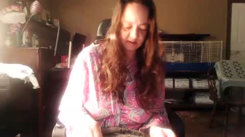 Snapshot of roisierios chatting on 02-07-25, 01:32 Rosie Rios online show from 02-07-25, 01:32