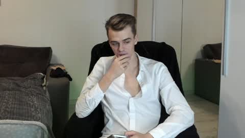 taylor fox online show from 01-23-25, 03:54