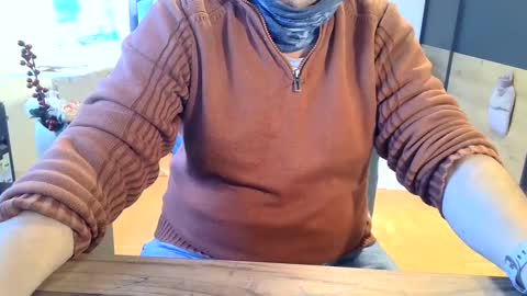 Snapshot of rolandloser1000 chatting on 01-21-25, 07:37 rolandloser1000 online show from 01-21-25, 07:37