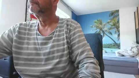 rolandloser1000 online show from 05-01-26, 07:46