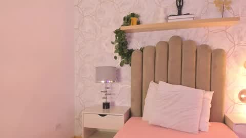   online show from 12-05-24, 11:27