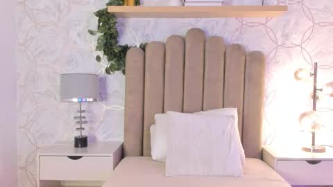   online show from 12-07-24, 11:40