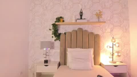   online show from 12-10-24, 01:00