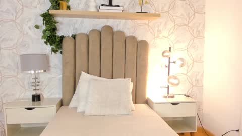   online show from 12-31-24, 11:42