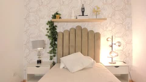   online show from 02-24-25, 11:21