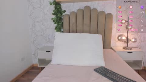   online show from 10-04-25, 12:03