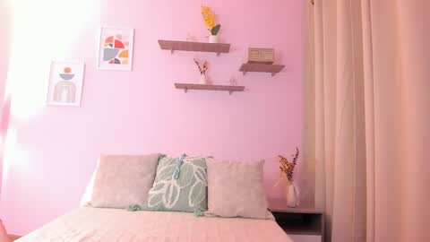 Snapshot of roma_lovee chatting on 05-25-26, 11:16 Roma online show from 05-25-26, 11:16